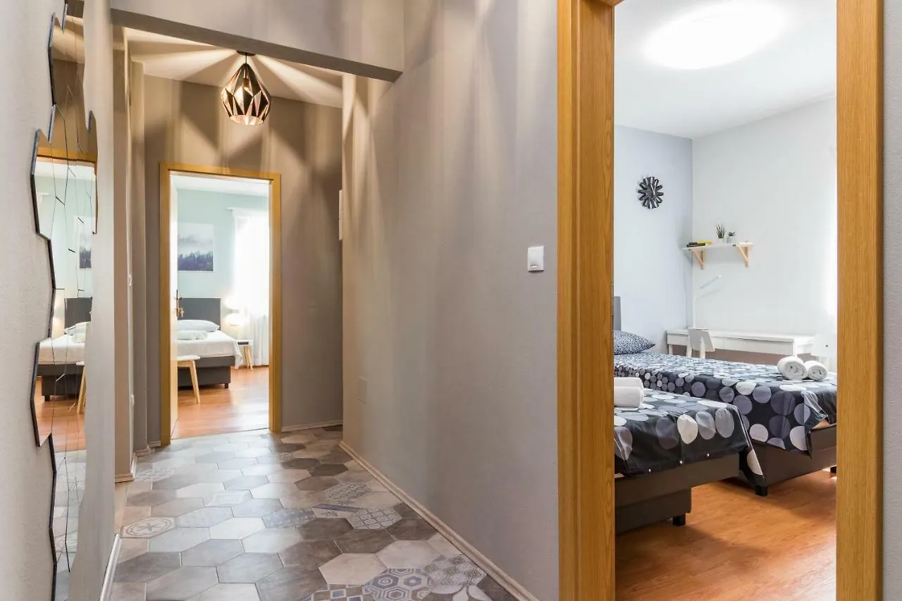 Apartment Anton, 파자나 0*,  크로아티아